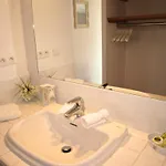 Le Relais D'angelique 류넬