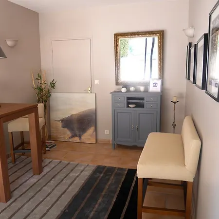 Le Relais D'angélique Couette-café Lunel (Herault)