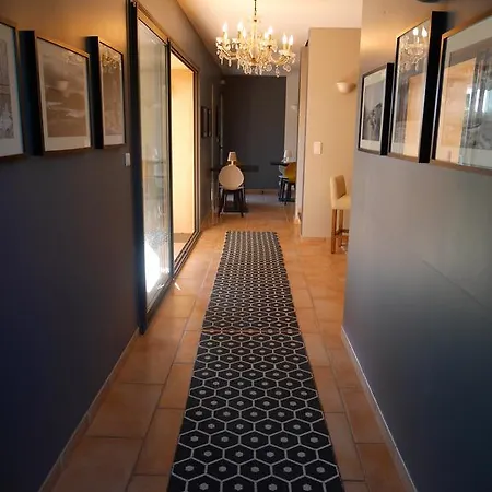 Alojamento de Acomodação e Pequeno-almoço Le Relais D'angelique 4*