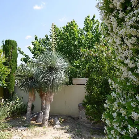 Le Relais D'angélique Lunel (Herault)